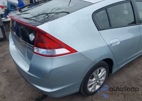2013 Honda Insight Ex from USA, damaged, VIN JHMZE2H70DS002426